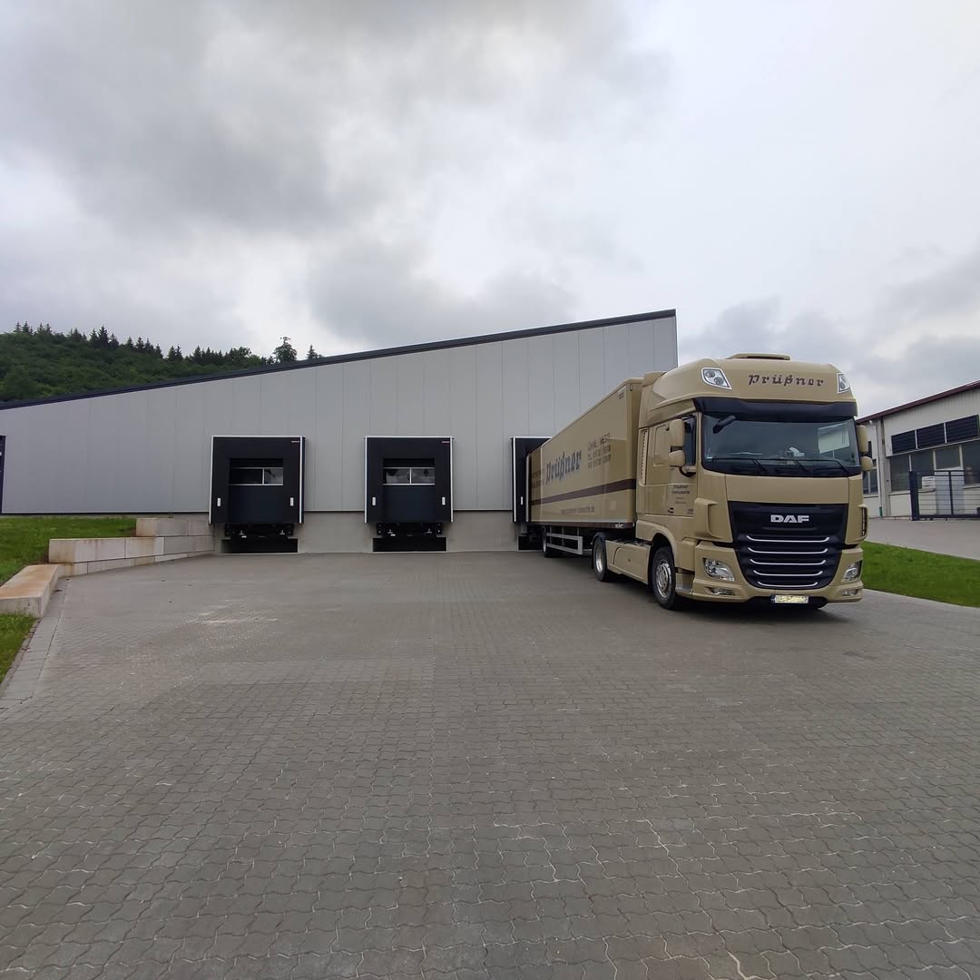 TecMaXX Lagerhalle mit Rampen